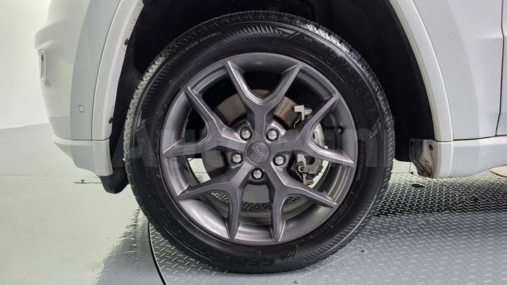 Jeep Cherokee 2021 — 5