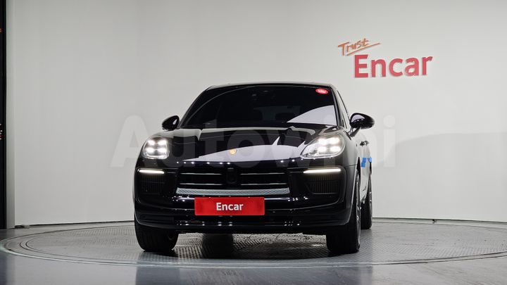 Porsche Macan 2023 — 3