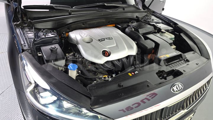 Kia K7 2018 — 5