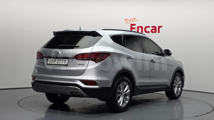 Hyundai SantaFe 2017 — 2