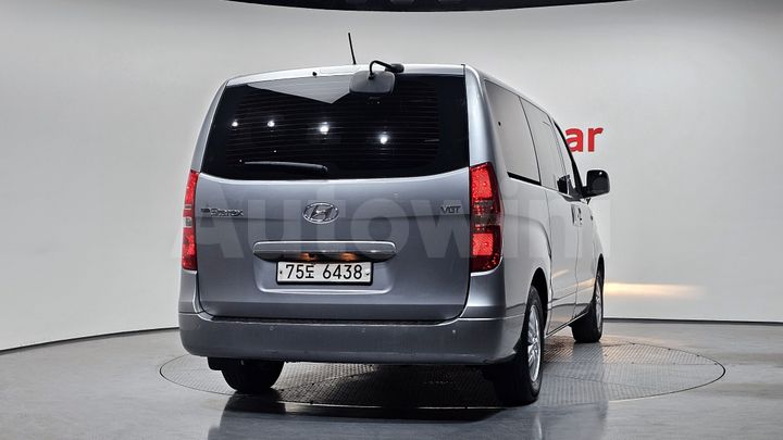 Hyundai Starex 2017 — 3