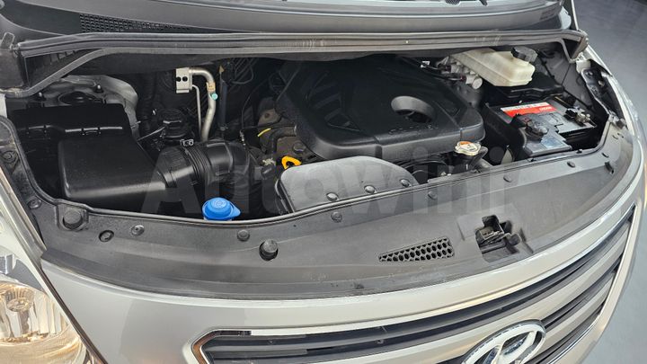 Hyundai Starex 2017 — 5