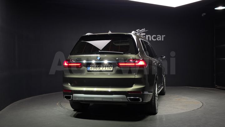 BMW X7 2022 — 3