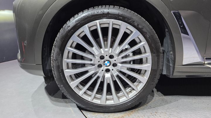 BMW X7 2022 — 4
