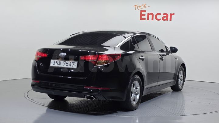 Kia K5 2013 — 2