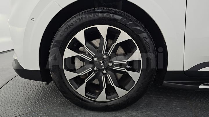 Kia Carnival 2023 — 5