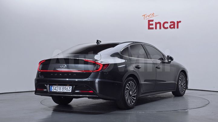 Hyundai Sonata 2022 — 2