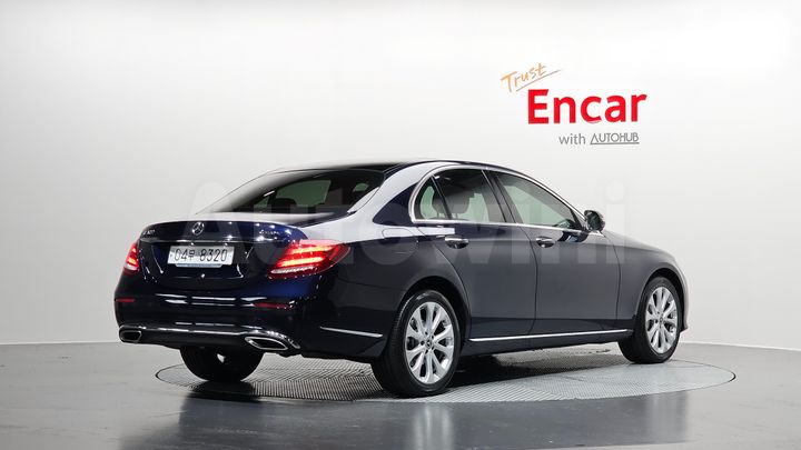 Mercedes-Benz E Class 2019 — 2