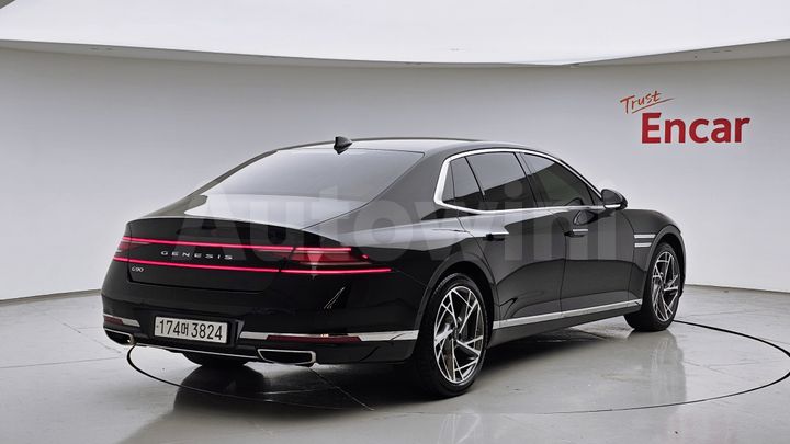 Genesis G90 2023 — 2