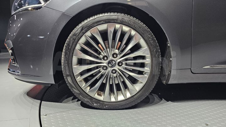 Kia K7 2018 — 5