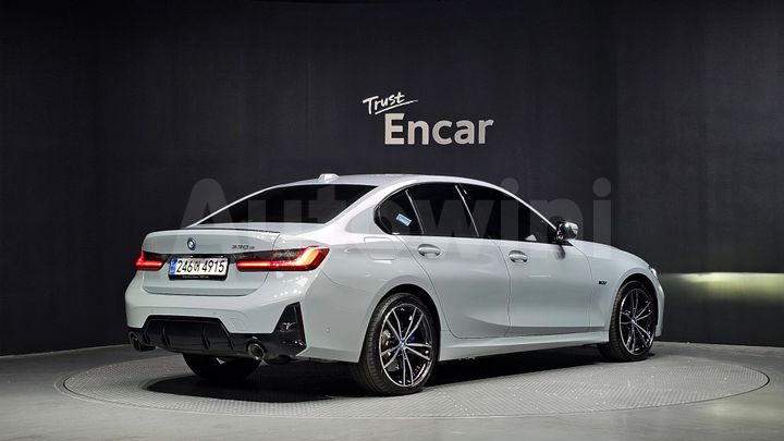 BMW 3 Series 2023 — 2