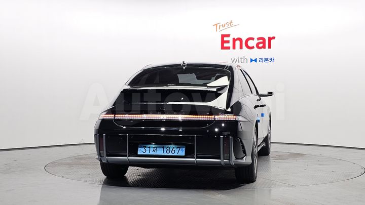 Hyundai Ioniq 2023 — 4