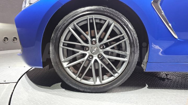 Genesis G70 2018 — 5