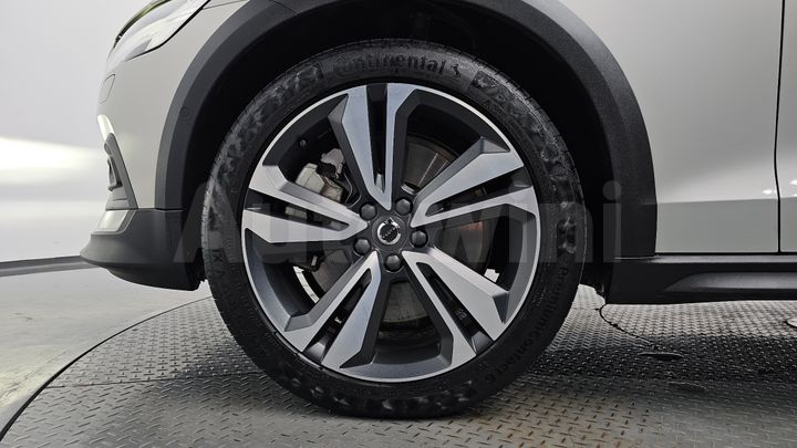 Volvo V60 2021 — 4