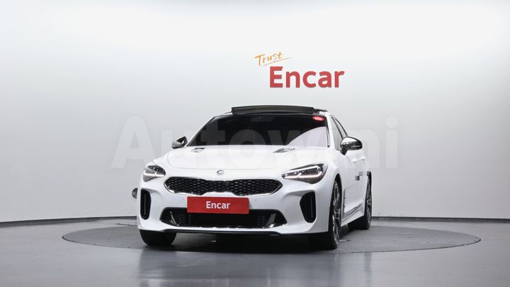 Kia Stinger 2019 — 3