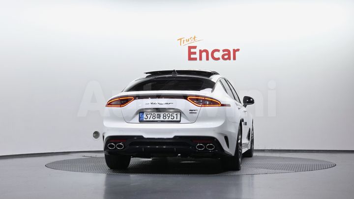 Kia Stinger 2019 — 4