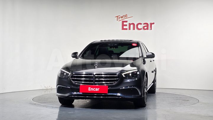 Mercedes-Benz E Class 2021 — 3
