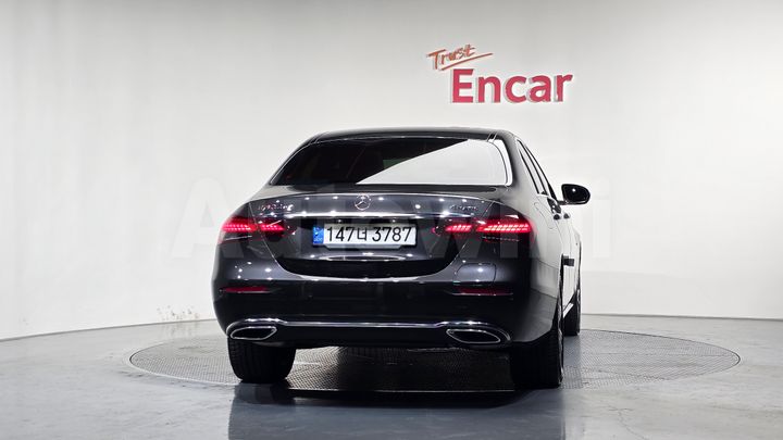 Mercedes-Benz E Class 2021 — 4