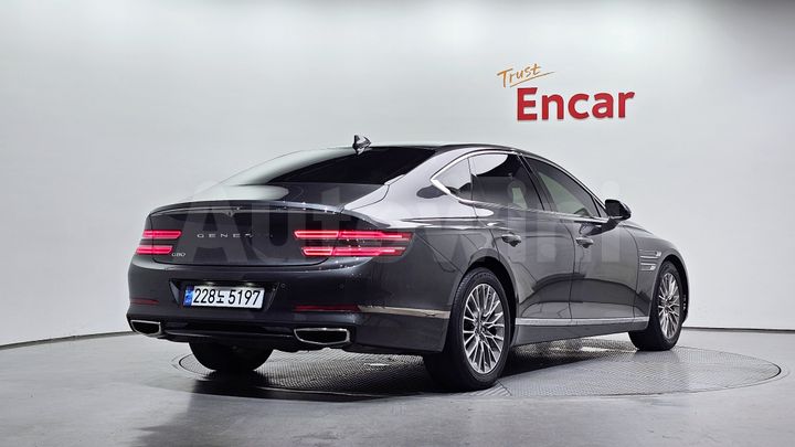 Genesis G80 2021 — 2