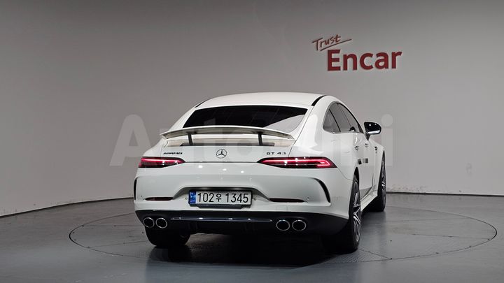 Mercedes Benz AMG GT 2022 — 3