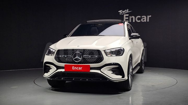 Mercedes Benz GLE Class 2026 — 3