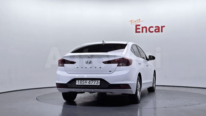 Hyundai Avante 2020 — 4