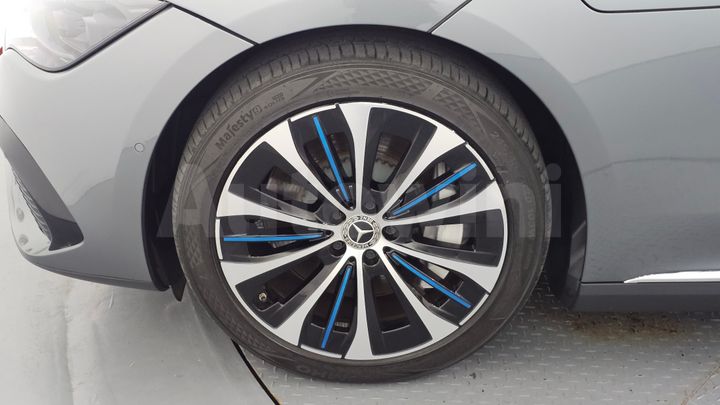 Mercedes Benz EQE