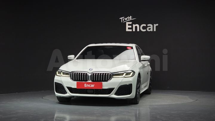 BMW 5 Series 2022 — 3