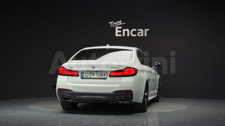 BMW 5 Series 2022 — 4