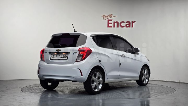 Chevrolet Spark 2016 — 2