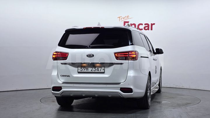 Kia Carnival 2019 — 4