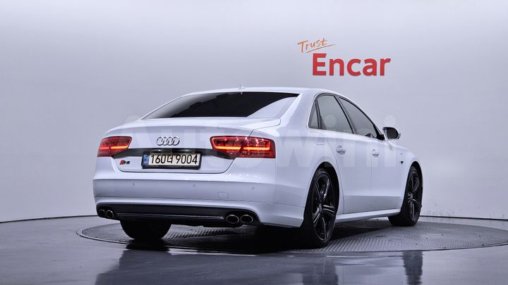 Audi S8 2014 — 2