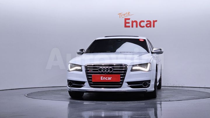 Audi S8 2014 — 3