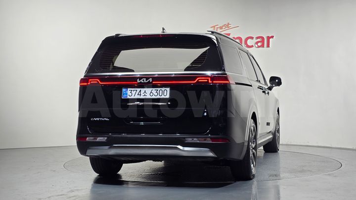 Kia Carnival 2022 — 4