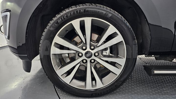 Ford Expedition