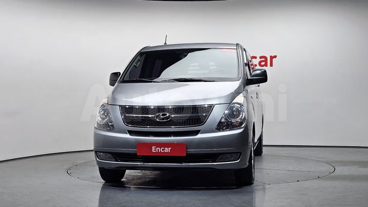 Hyundai Starex 2015 — 2