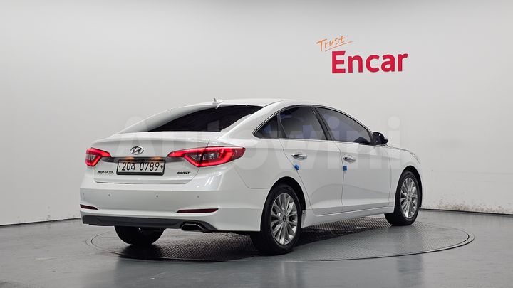 Hyundai Sonata 2016 — 2