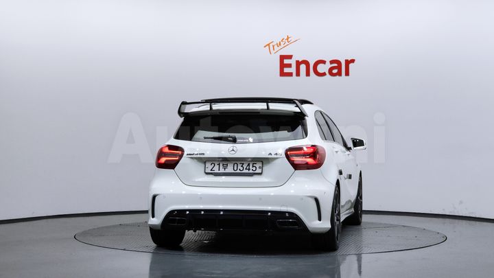 Mercedes-Benz A Class 2017 — 4