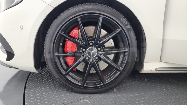 Mercedes-Benz A Class 2017 — 5
