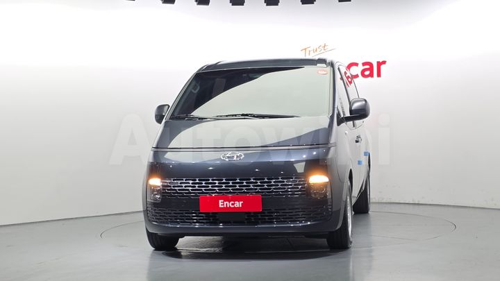 Hyundai Staria 2022 — 3