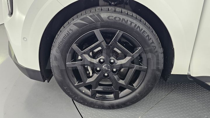 Kia Carnival 2026 — 5