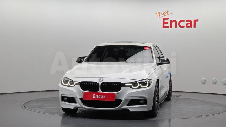 BMW 3 Series 2018 — 3