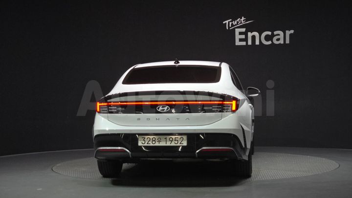 Hyundai Sonata 2025 — 4