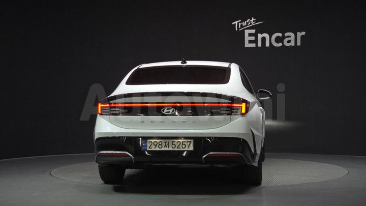Hyundai Sonata 2024 — 5