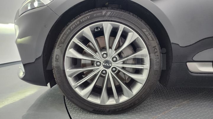 Kia K9 2023 — 5
