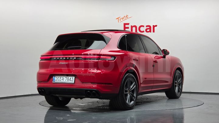 Porsche Cayenne 2024 — 2