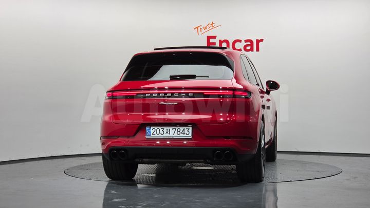 Porsche Cayenne 2024 — 4