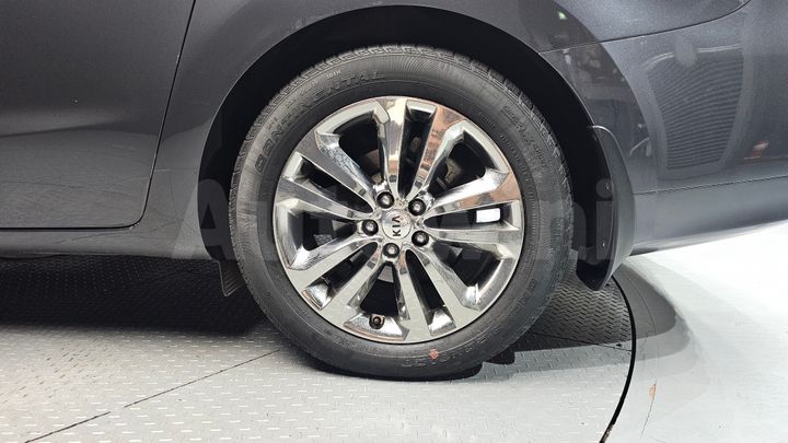 Kia Carnival 2016 — 5