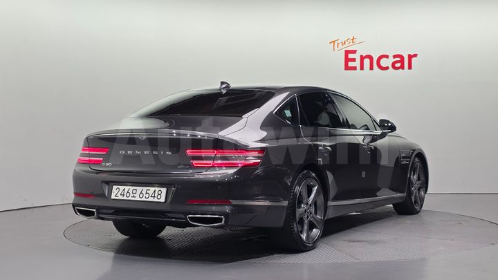 Genesis G80 2024 — 2