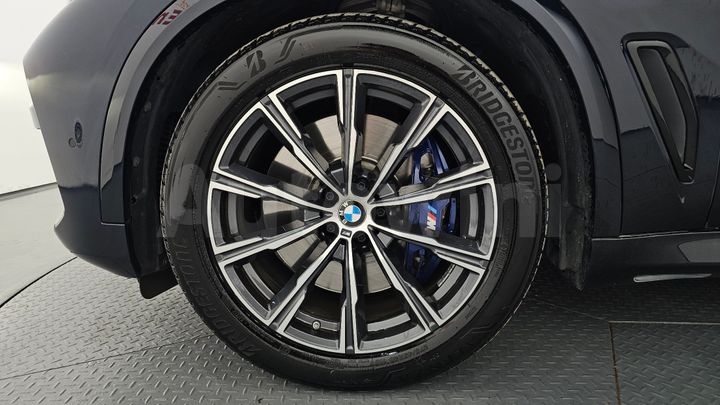 BMW X5 2020 — 5